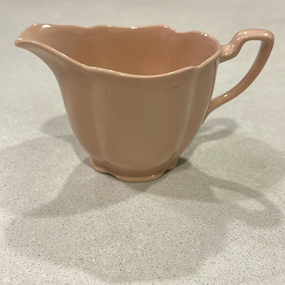 Pink creamer